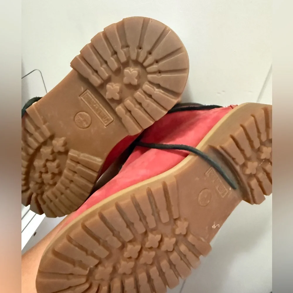 Timberland Cherry Lace-Up Boots - Picture 3 of 8